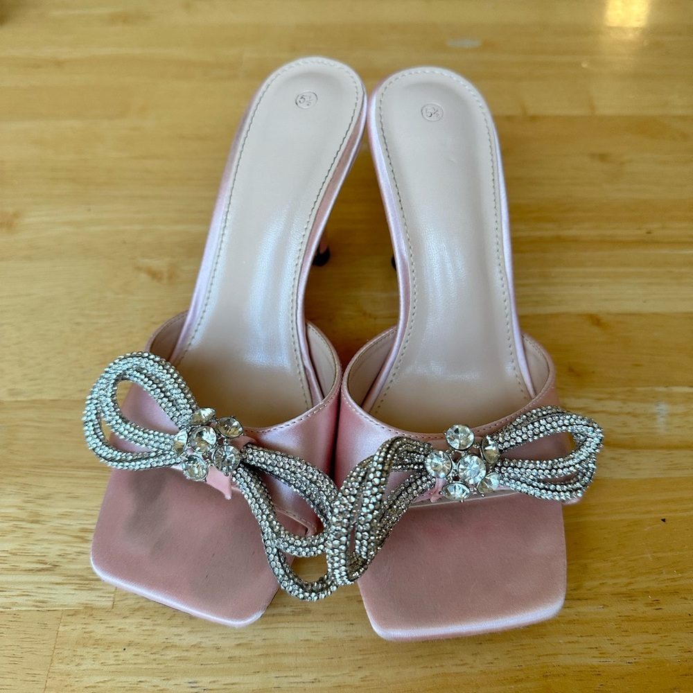 Baby Pink Bow Rhinestone Heels